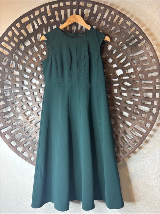 Ann Taylor Dresses & Skirts - 💚 Wedding Guest Party Emerald Green A-Line Dress 8P Ann Taylor Petite Flowy 💚